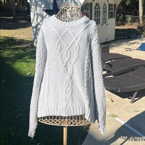 Aerie Cozy Gray Cable Knit Sweater